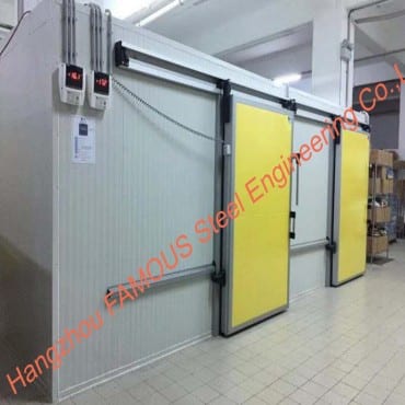 Porta deslizante conxelada illada Porta de vidro para cámara frigorífica con dispositivo abatible con bisagras para almacenamento frigorífico