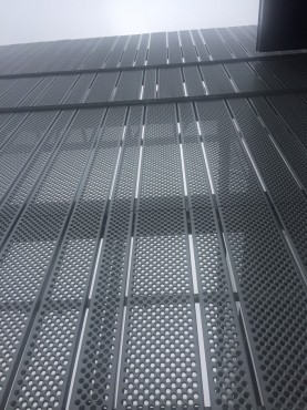 Aluminiozko panel zulatua Eraikinaren fatxada Gortina-horma Metalezko pantaila-orria4