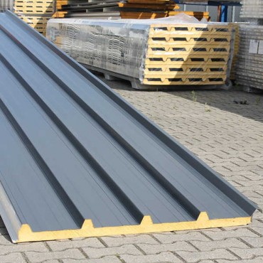Cina Factory Harga Foam Wall Pir Insulated PU Polyurethane Corrugated Sandwich Roofing Panel