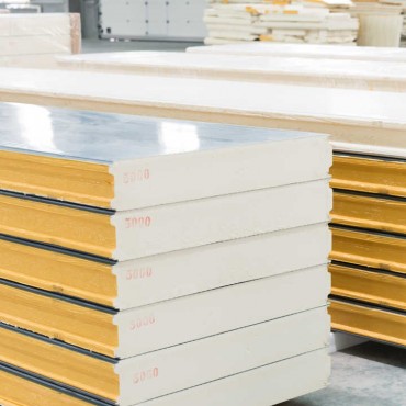 តម្លៃរោងចក្រប្រទេសចិន Foam Wall Pir Insulated PU Polyurethane Corrugated Sandwich Roofing Panel